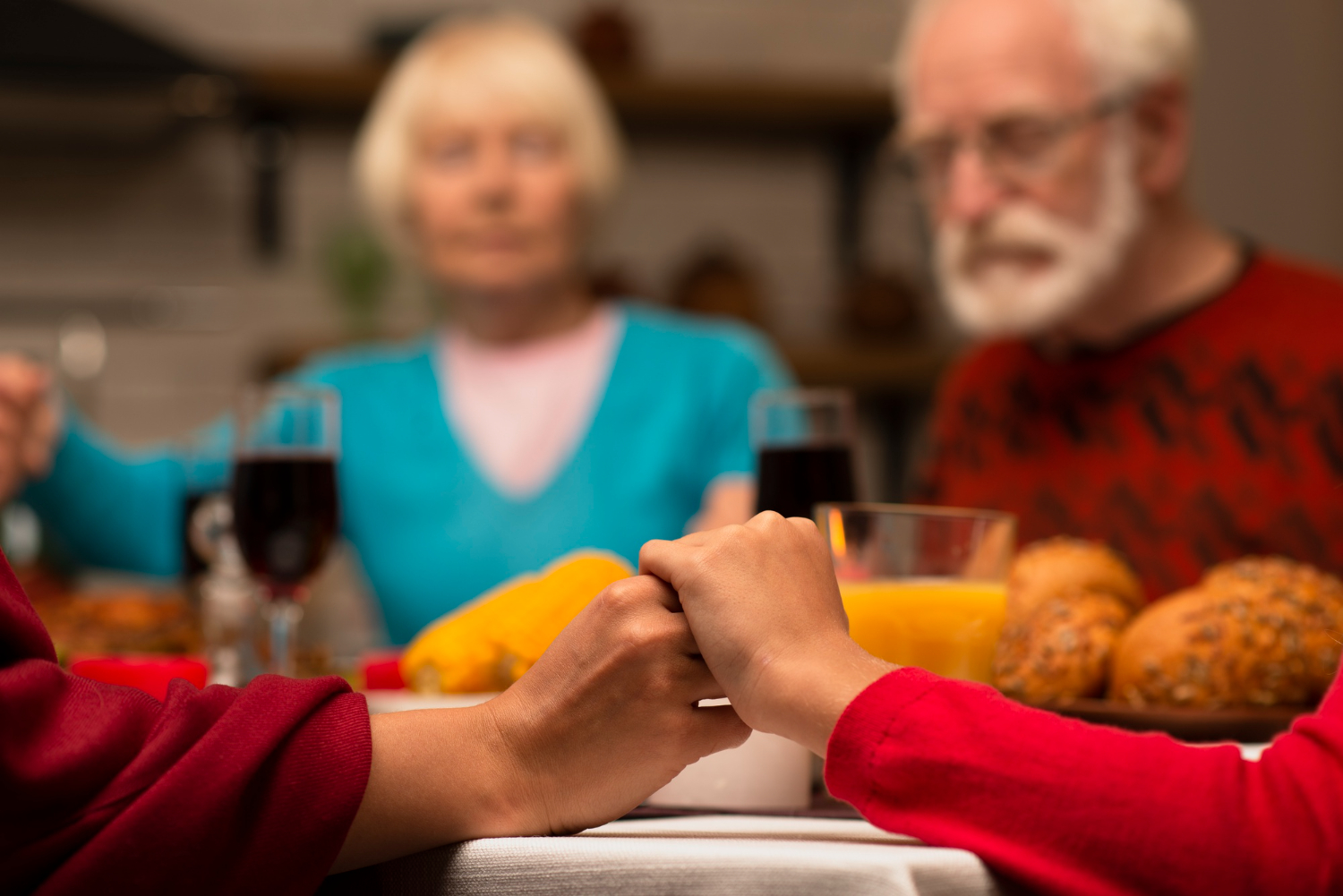 The Power of Community: Why Social Connection is Key in Assisted Living